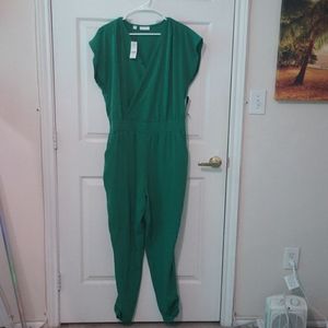 NY&Co. Green short sleeve jumpsuit
